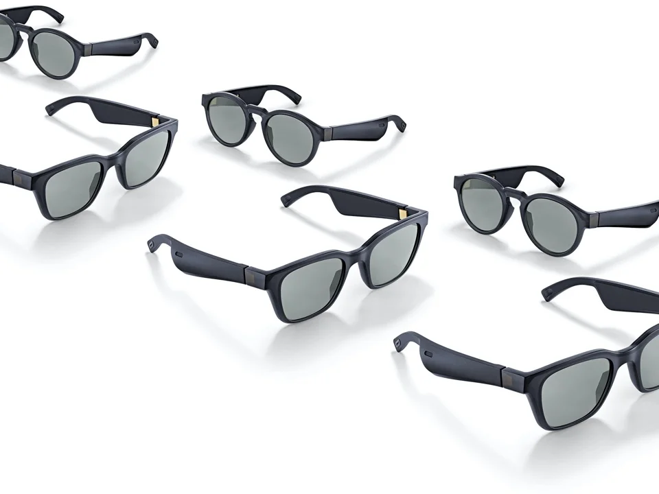 Bose Frames with AR technology in view three